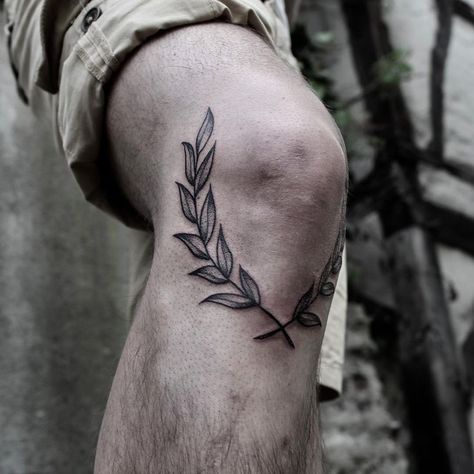 Laurel Wreath Tattoo Knee Men, Leg Tattoo Men Knee, Leaves Under Knee Tattoo, Under The Knee Tattoo Men, Knee Branch Tattoo, Leaf Knee Tattoo Men, Men Leaf Tattoo, Leave Tattoo Men, Laurel Wreath Knee Tattoo