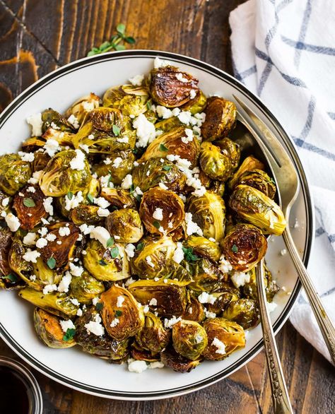 Balsamic Brussels Sprouts {Oven or Air Fryer} – WellPlated.com Brussels Sprouts Oven, Grilled Shrimp Seasoning, Glazed Brussels Sprouts, Balsamic Brussels Sprouts, Balsamic Brussel Sprouts, Brussel Sprout Recipes Roasted, Roast Zucchini, Sprouts Recipe, Healthy Greek Yogurt