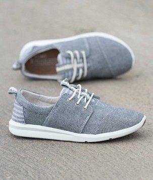 TOMS Del Rey Shoe - Women's Shoes | Buckle Toms Shoes Women, Toms Shoes Outlet, Womens Shoes High Heels, Shoes Adidas, Comfy Shoes, Shoes Outlet, On The Ground, Toms Shoes, Womens Shoes Wedges