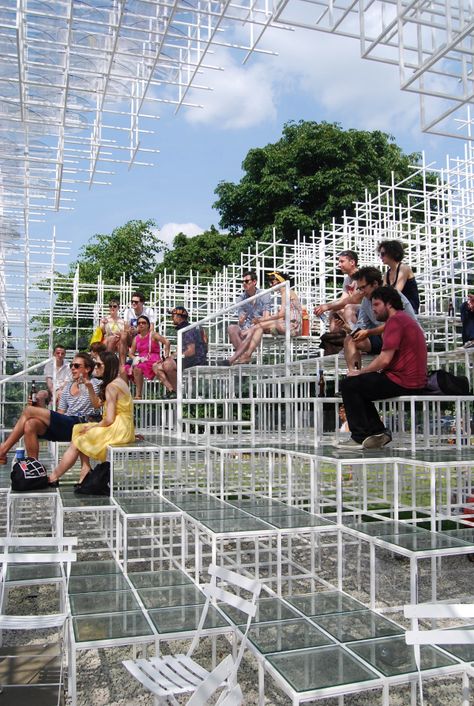 Serpentine Pavilion, image: Cate St Hill Pavilion Wedding Decorations, Water Pavilion, Serpentine Pavilion, Timber Frame Pavilion, Barcelona Pavilion, Temporary Architecture, Pavilion Plans, Plaza Design, Park Pavilion