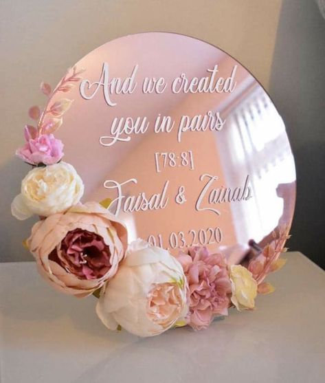 Nikkah Mirror, Nikah Decor, Wedding Gift Pack, Creative Wedding Gifts, Bridal Gift Wrapping Ideas, Handmade Wedding Gifts, Desi Wedding Decor, Wedding Gifts Packaging, Wedding Design Decoration