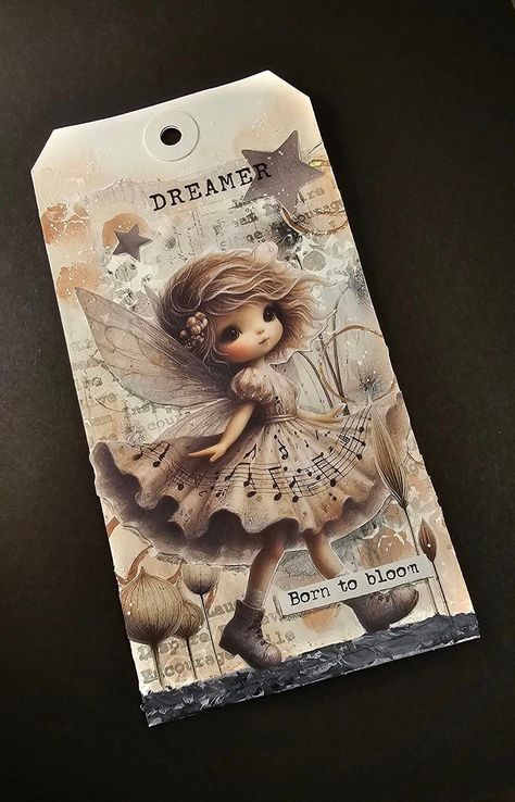 (1) Facebook Maremis Small Art, Mixed Media Tags Tutorials, Mtg Altered Art Cards, Autumn Tags Mixed Media, Mixed Media Fairy Art, Mini Art Journal, Collage Book, Mixed Media Tags, Handmade Tags