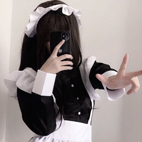 Maid Cosplay Kawaii, Maid Aesthetic, Cute And Aesthetic, Icon Profile, Maid Cosplay, Maid Outfit, Aesthetic Pfp, Anime Akatsuki, Maid Dress