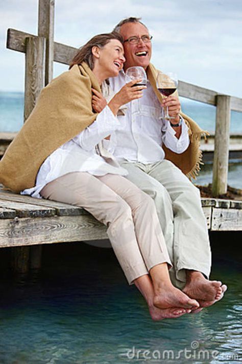 Older Couple Photography, Growing Old Together, Old Couples, Drinking Wine, Lasting Love, Romantic Moments, Love Is, Young At Heart, Old Age