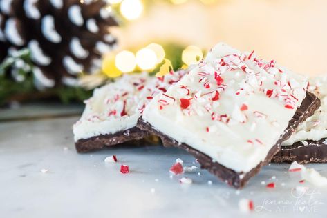 Easy Peppermint Bark Recipe, Easy Peppermint Bark, Irish Scones Recipe, Peppermint Bark Fudge, Ghirardelli Peppermint Bark, Irish Scones, Peppermint Bark Recipe, Homemade Peppermint Bark, Ghiradelli Chocolate