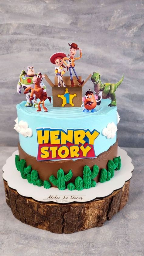 Bolo Snoopy, Toy Story Birthday Cake, Toy Story Party Decorations, Single Tier Cake, Toy Story Theme, Toy Story Cakes, Happy Birthday Art, Cupcake Cake Designs, Toy Story Buzz