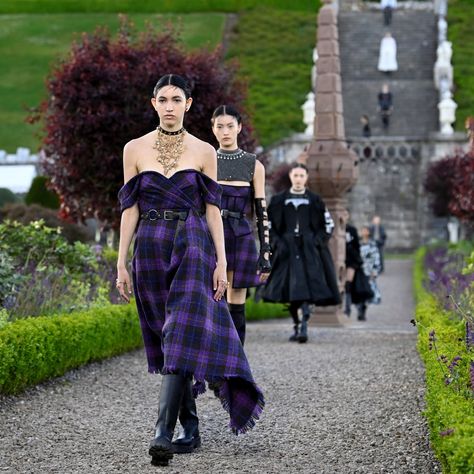 Feistily gorgeous Dior show renews auld alliance with Scotland Travel Money, New Environment, Tv On The Radio, Sport Soccer, Versailles, Flocking, Scotland, Dior, Product Launch