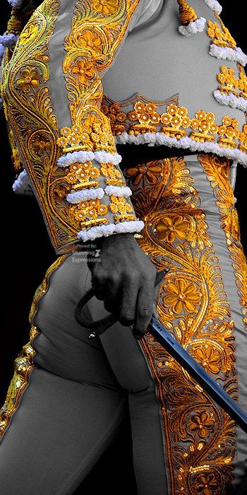 Spain Travel Photography, Matador Costume, Reckless Love, Masc Fashion, Gents Fashion, Photography Portraits, Military Men, Matador, Spain Travel