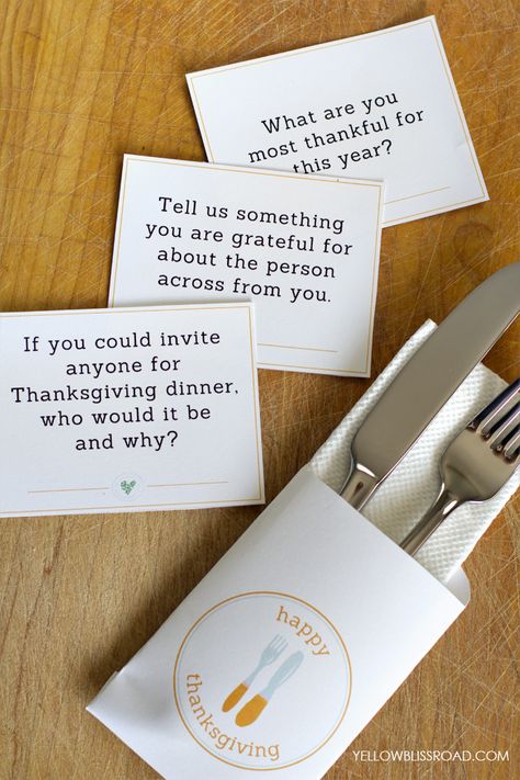 Free Printable Conversation Starters for Thanksgiving Thanksgiving Conversation Starters, Free Thanksgiving Printables, Christmas Weddings, Hosting Thanksgiving, Thanksgiving Diy, Thanksgiving Traditions, Free Thanksgiving, Thanksgiving Table Settings, Thanksgiving Games