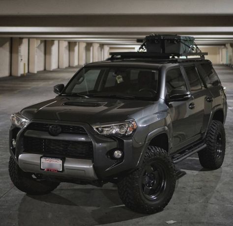 Black Toyota 4Runner - follow _carlomagne on IG for more! Black Toyota 4runner, Black Toyota, 4runner Accessories, Four Runner, 4runner Mods, Toyota Truck, Toyota 4runner Trd, Trd Pro, Mom Car