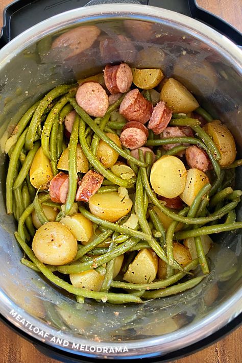 Green Beans Pressure Cooker, Sausage Potatoes Green Beans, Kielbasa Potatoes, Easy Kielbasa Recipes, Sausage And Green Beans, Pressure Cooker Beans, Ham And Green Beans, Green Beans Potatoes, Kielbasa And Potatoes