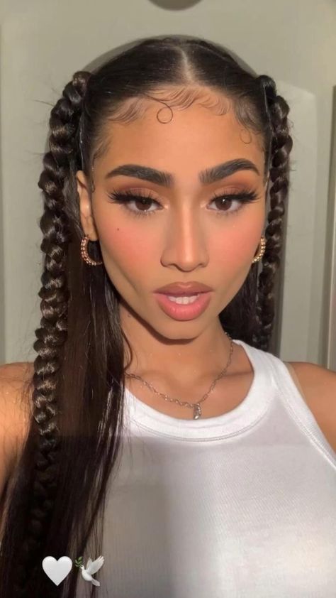 Hairstyles Hispanic, Hispanic Hairstyles, Cute Latina Hairstyles, Latina Hair, Hair Stylies, Prom Hairstyles, Baddie Hairstyles, Hairstyles For School, Aesthetic Hair