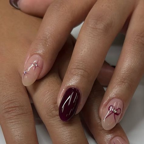 NailsxMina on Instagram: "sweet bows & cherry mocha vibes🍒♥️✨

structured mani✨✨

_____ 
#nails #nailsnailsnails #classynails #rednails #nailsofinstagram #gelmani #structuredmani #naildesign #nailsinspiration #nailsinstagram #nailsforfun #ignails #nails #nailsnailsnails #explore #explorepage #glazeddonutnails #nailart #naildesign #nailinspo #nailinspodaily #nailsofinsta #nailsoftheday" Mocha Moose Nails, Cherry Mocha, Mani Nails, Bow Nails, Gel Mani, Yellow Nails, Classy Nails, Red Nails, Nails Inspiration