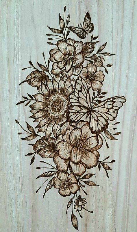 Wood Burning Borders Patterns, Pirogravura Ideas, Pyrography Flowers, Pirografo Ideas, Sunflower Wood Burning, Beginner Wood Burning Projects, Burning Flowers, Pyrography Ideas, Beginner Wood Burning