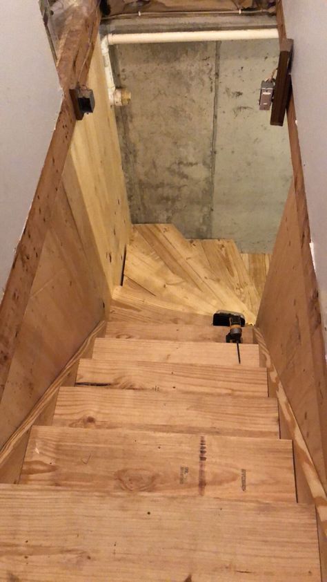 Creepy Basement Stairs, Moving Basement Stairs, Unfinished Basement Stairs, Creepy Basement, Basement Stairs Remodel, Basement Stairwell, Stairs Diy, Basement Stair, Basement Staircase