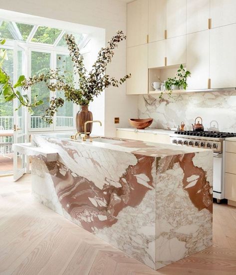 Bathroom Main, Minimalism Living, Marble Bathrooms, Marble Kitchen Island, Marble Island, Unique Marble, Brooklyn Brownstone, Kitchen Design Trends, 아파트 인테리어