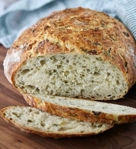 Herb Bread Herb Artisan Bread, Italian Herb Bread, Herb Bread Recipe, Pistachio Bread, Thanksgiving Bread, Spinach Bread, Favorite Soups, Bread Maker Recipes, Herb Bread