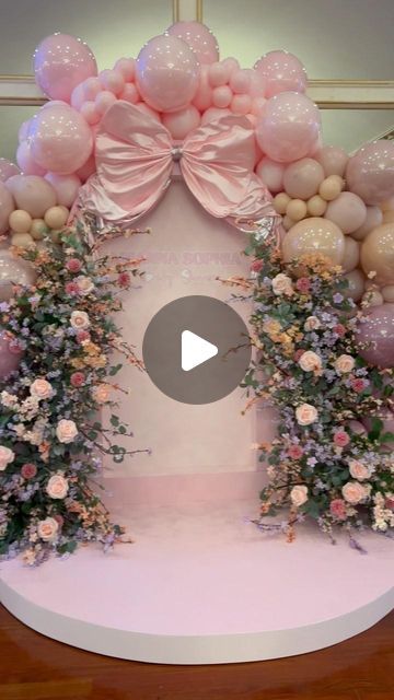 Coquette Baby Shower Centerpiece, Coquette Backdrop Party, Decoration For 18th Birthday Girl, Coquette Party Decoration Ideas, Coquette Quinceañera Theme, Coquette Themed Birthday Party, Coquette Party Theme, Coquette Backdrop, Coquette Baby Shower Theme