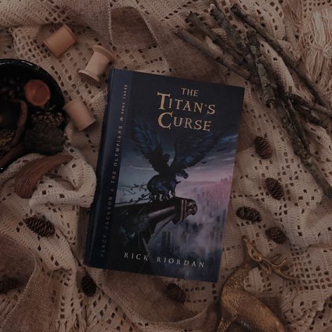 Curse Aesthetic, The Titans Curse, The Titan's Curse, Cover Aesthetic, The Titans, Rick Riordan, Book Aesthetic, Aesthetic Photo, Percy Jackson