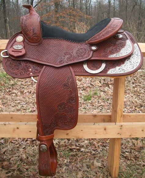 Reining Training, Reining Saddle, Western Mirror, Horse Reining, Barrel Racing Saddles, Reining Horses, Western Saddles, Leather Tooling Patterns, Barrel Saddle