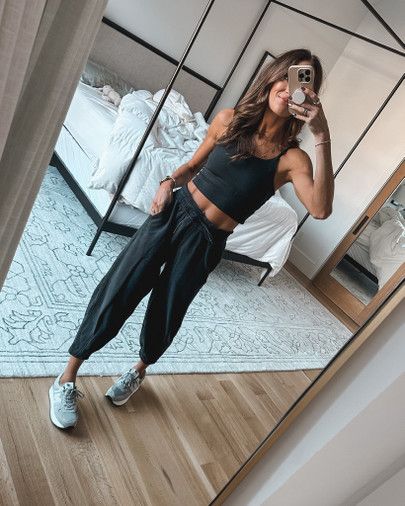 Lululemon Joggers, Crz Yoga, Athleisure Trend, Cropped Joggers, Easy Trendy Outfits, Card Sleeve, Workout Tanks, Comfort Zone, Oversized Fits