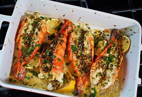 Grilled Butter Garlic Shrimp. Grilled Garlic Shrimp, Oven Shrimp Recipes, Prawn Sauce, Butter Garlic Shrimp, Shrimp In The Oven, Butter Prawn, Grilled Garlic, Prawn Dishes, Grilled Prawns