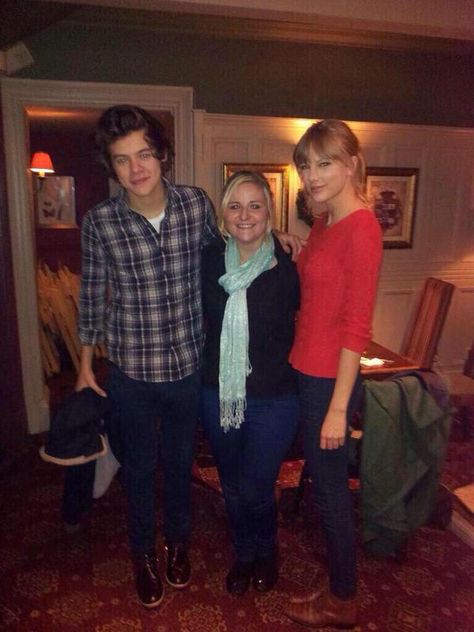 Haylor Harry Styles And Taylor Swift, Taylor Swift 2012, Harry Taylor, Harry Imagines, Harry Styles Outfit, Taylor Swift Birthday, Divorced Parents, Divorce And Kids, Harry Edward Styles