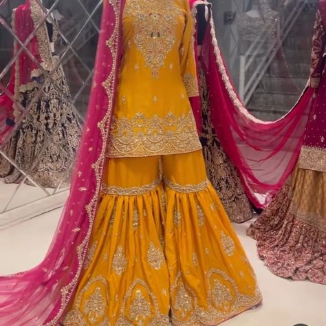 Pinkybridals inbox for details or order Whatsapp/call/viber-+923014283040
Size=As per your requirement✓
Color=can be customize✓
Delivery=All over the world 🌍
#pinkybridals
#signaturemakeup
#pakistanidesigner
#makeup#weddingideas
#weddingdance
#pakistanibridalwear
#bridaldresses#bridalmakeup
#weddingseason2023
#partydresses#nikah
#bridallehnga#shadi
#pakistanibarat#lehnga
#fashion#fashionpak
#fashionstyle#thraedwork
#bridalwears#makeupideas
#dulhandulhan#dulahadulhandresses
#pakistanibridalandpa Haldi Gharara Dress, Bridal Mayon Dress, Haldi Gharara, Mayoon Dresses, Shaadi Dresses, Gharara Dress, Occasional Outfits, Stitching Styles, Mayon Dresses