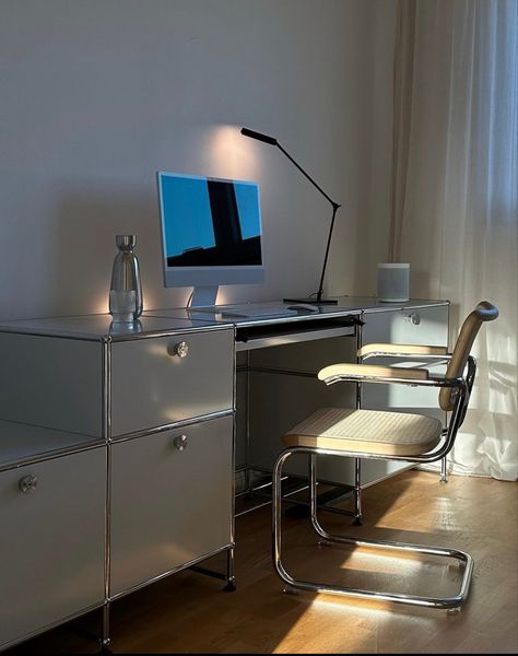 Office In Studio Apartment, Desk Space In Living Room, Desk Ideas In Living Room, Usm Haller Living Room, Living Room Desk Area, Office Desk Inspiration, Modern Desk Setup, Home Office Dark, Wfh Desk