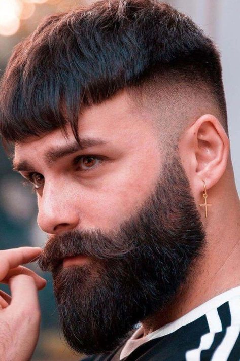 Beard Styles Haircuts, New Beard Style, Very Short Hair Men, Beard And Mustache Styles, Neck Beard, Long Beard Styles, Mens Hairstyles With Beard, Beard Styles Short, Beard Haircut