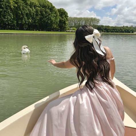 Aesthetic Palace, Aesthetic Princess, Things To Do In Paris, Palace Of Versailles, Paris Aesthetic, Aesthetic Ideas, Princess Aesthetic, Versailles, Prom Hair