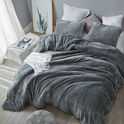 Oversized King Comforter, Oversized Comforter, Grey Comforter, Twin Xl Comforter, Bed Comforter Sets, King Comforter Sets, Bedding Essentials, Bedding Brands, Bedding Stores