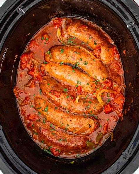 Slow Cooker Sausage And Peppers, Crockpot Italian Sausage, Sausage And Peppers Crockpot, Sausage Slow Cooker, Slow Cooker Sausage, Beef Crockpot, Mediterranean Recipes Healthy, Sausage Crockpot, Burger Recipes Beef