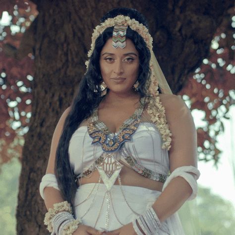 Rajakumari Rapper, Raja Kumari, Want A Girlfriend, Adventure Games, Funny Fun Facts, Beautiful Smile Women, Hip Hop Culture, Music People, Desi Beauty