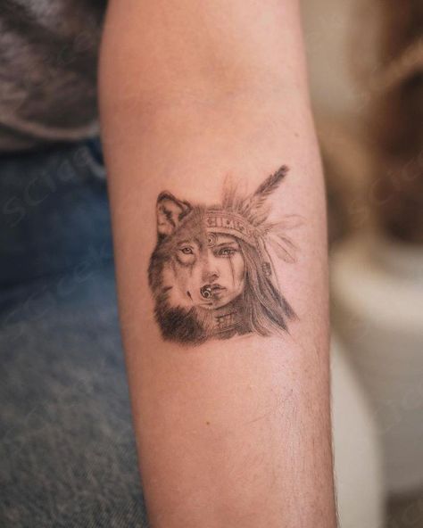 Mirai Tattoo gallery Book now Fine Line / Micro realism tattoo in Los Angeles, artist Alice https://www.instagram.com/_aliceinpink_/?img_index=3 Micro Realism Tattoo, Microrealism Tattoo, Micro Realism, Wolves And Women, Los Angeles Artist, Realism Tattoo, Tattoos Gallery, Fine Line, Tattoo Idea