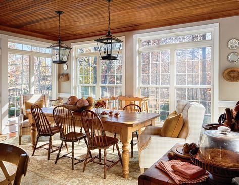 Sunroom Dining Room, Cottage Style Decorating, Sunroom Dining, Sweet Carolina, Lake House Interior, Porch Life, Modern Colonial, The Lake House, Cottages And Bungalows