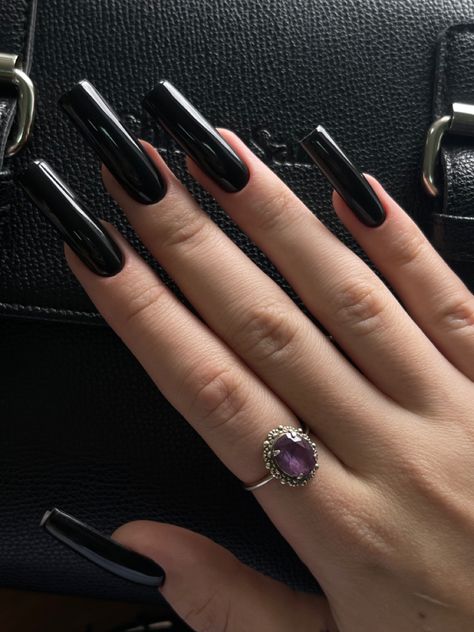 Long Coffin Black Nails, Black Nails Square Long, Black Nails Long Square, Long Black Nails, Square Gel Nails, Gold Acrylic Nails, Black Acrylic Nails, Punk Nails, Airbrush Nails