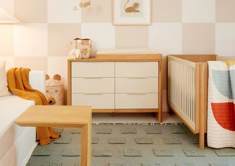 White Daybed, Nursery Guest Room, Baby Nursery Inspiration, Sweet Nursery, Dresser Design, Big Kids Room, Kids Dressers, Earthy Green, Traditional Interior Design