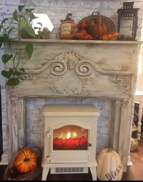 Fake Fireplace Heater, Mantle With Tv Decorating Ideas, Faux Fireplace Ideas, Decorate Apartment, Wood Stove Decor, Fireplace Desk, Stove Decor, Farmhouse Mantle Decor, Farmhouse Mantle