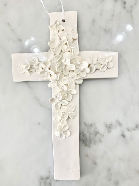 Very unique design for this religious item. Clay Cross Ideas, Clay Crosses Diy, Air Dry Clay Cross, Polymer Clay Home Decor Diy, Pottery Cross, Medallion Wall Art, Crucifix Art, Clovis California, Clay Cross