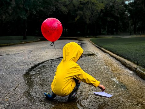 When you are so excited to have a yellow rain coat, then mommy ties a red balloon on your wrist and hands you a paper boat.. you just roll with it! Yellow Rain Jacket, Comfortable Bedroom Decor, Yellow Raincoat, Paper Boat, Red Balloon, It Movie Cast, Movies Outfit, Mini Session, Halloween Deco