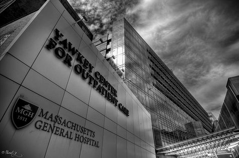 Massachusetts General Hospital, Boston, by Planat Guillaume Massachusetts General Hospital, General Hospital, Massachusetts, Boston, Vision Board, Architecture, Black And White, Travel, White