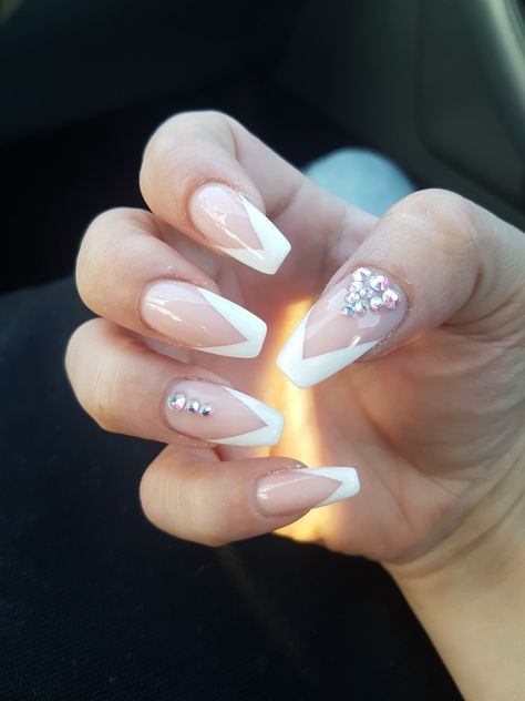 Triangle French Tip Nails With Rhinestones, Triangle Tip Nails, Triangle French Tip Nails, White Tip Nails, Nail Design Video, French Tip Acrylic Nails, Ombre Nail Designs, Coffin Shape Nails, Tip Nails