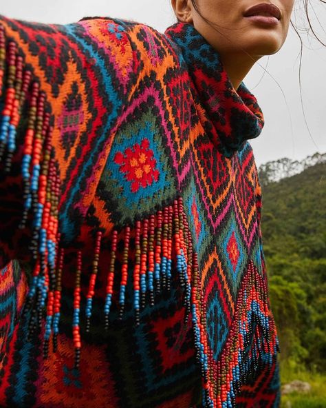 FARM Rio on Instagram: “Every single detail matters: beaded tassels, laces, embroidered work, appliques (you name - and love - it!). #dressinhappiness We're now…” Oh My Goddess, Cultural Festival, Beaded Sweater, Strap Crop Top, Cozy Fits, Beaded Fringe, Farm Rio, Tassel Fringe, Beaded Tassels