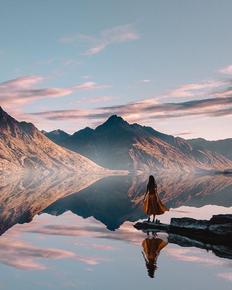 Cecile Peak from One Mile carpark, Best photography spots in Queenstown New Zealand, Dancing the Earth New Zealand Adventure, Lake Wakatipu, Lake Wanaka, New Zealand Landscape, Queenstown New Zealand, New Zealand Travel, South Island, Queenstown, Best Hikes