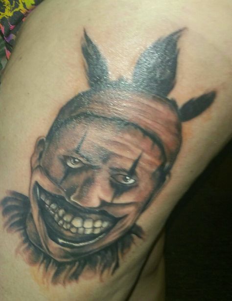 Twisty the clown Twisty Clown, Clown Tattoo, The Clown, I Tattoo, Portrait Tattoo, Tatting, Tattoo Ideas, Tattoos