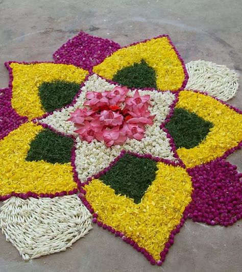 Pookalam Design, Thali Decoration Ideas, Easy Rangoli Designs Diwali, Diwali Decorations At Home, Wives Tales, Rangoli Designs Latest, Diy Diwali Decorations, Simple Rangoli Designs Images, Sinus Congestion