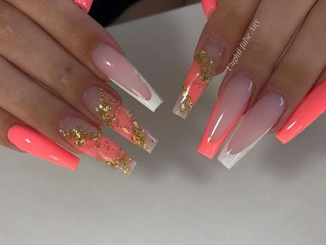 Classy Wedding Nails For Guest, Summer Blue Nail Ideas, Long Nails Inspiration Summer, Unquie Nail Ideas, Coffin Style Nails Summer, Summer Bling Nails Designs, Unique Spring Acrylic Nails, Xl Coffin Nail Ideas, Spring Ballerina Nails