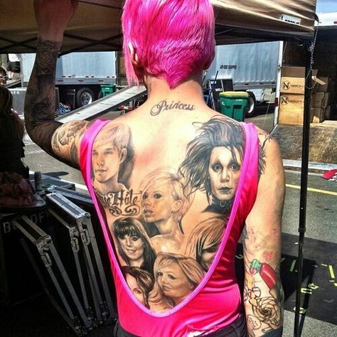 Jeffree Star Jeffree Star Tattoos, Star Face Tattoo, Ryan Ashley, Beauty Killer, Star Tattoo, Beard Tattoo, Face Tattoo, Great Tattoos, Star Tattoos