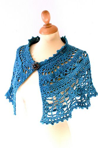 Crochet Cape Pattern Free, Crochet Capelet Pattern, Crochet Caplet, Crochet Cape Pattern, Capelet Pattern, Lace Capelet, Crochet Capelet, Crocheted Shawl, Crochet Cape